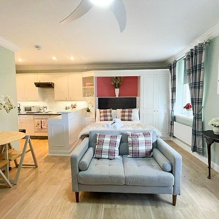 Snug Studio On The Grassmarket, 5Mins From Castle Edinburgh Ngoại thất bức ảnh