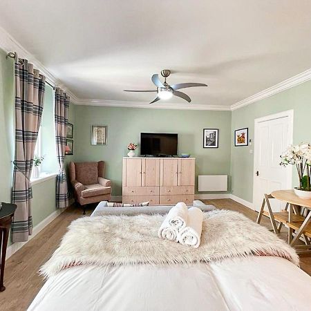 Snug Studio On The Grassmarket, 5Mins From Castle Edinburgh Ngoại thất bức ảnh