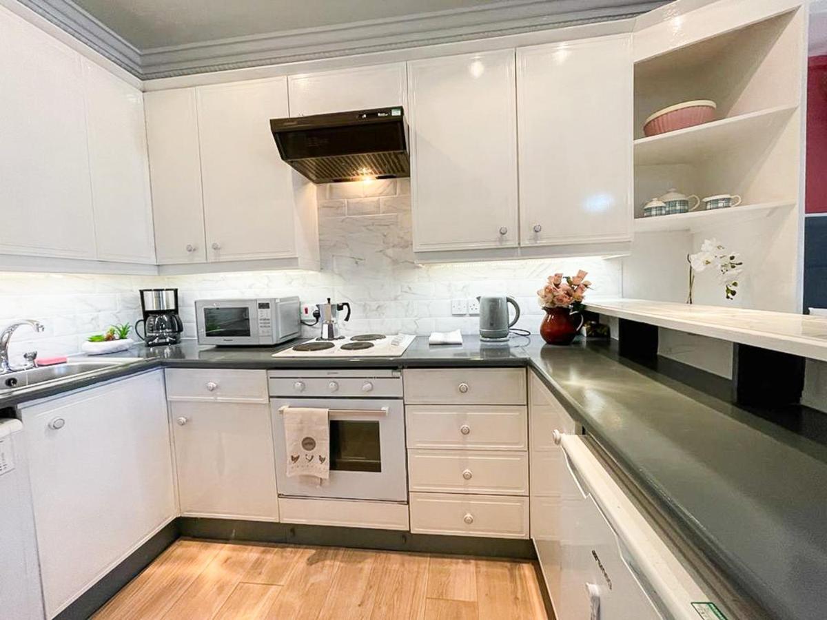 Snug Studio On The Grassmarket, 5Mins From Castle Edinburgh Ngoại thất bức ảnh