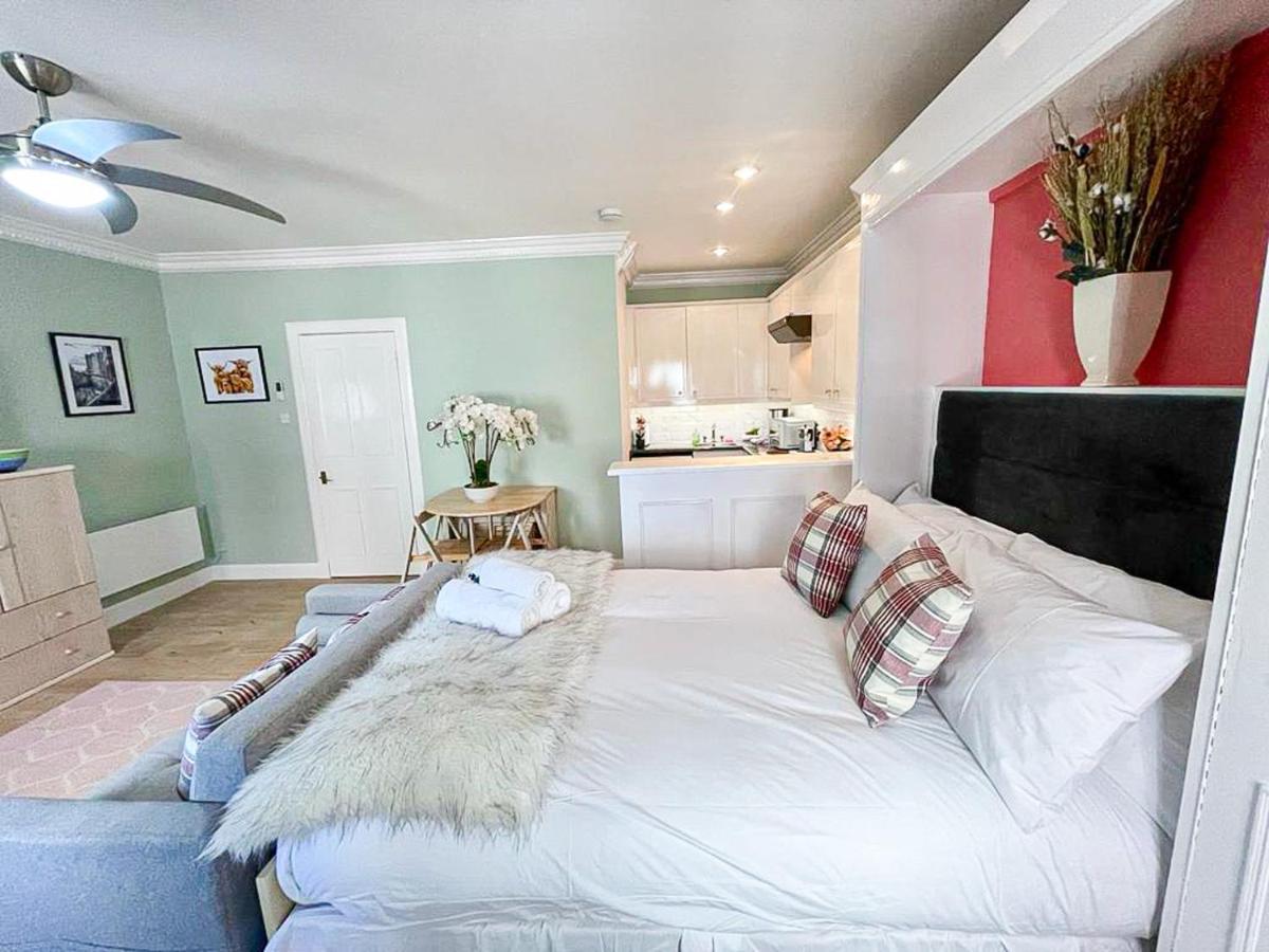 Snug Studio On The Grassmarket, 5Mins From Castle Edinburgh Ngoại thất bức ảnh