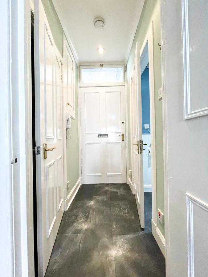 Snug Studio On The Grassmarket, 5Mins From Castle Edinburgh Ngoại thất bức ảnh